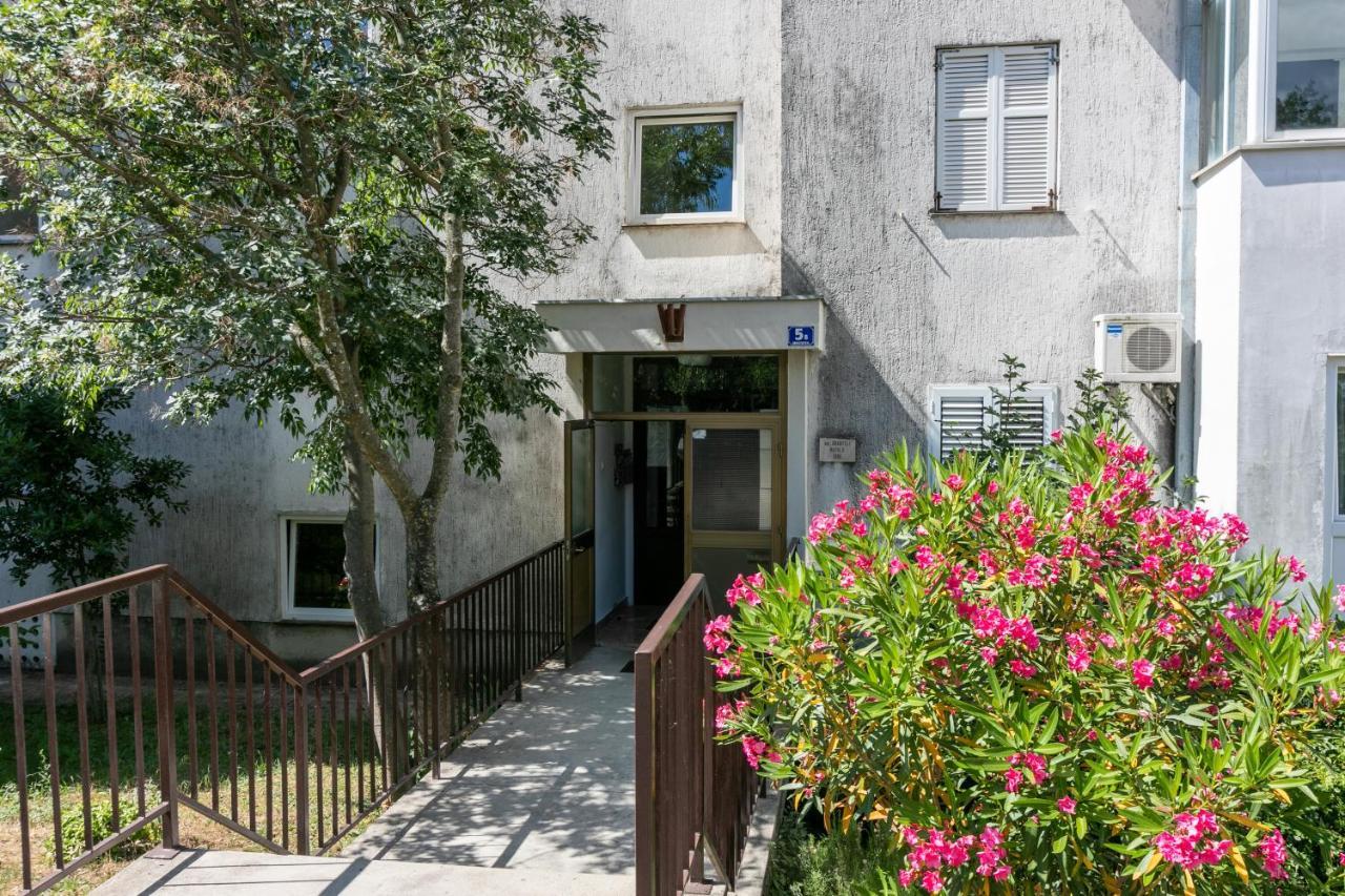 Apartment Pek Crikvenica Exterior photo